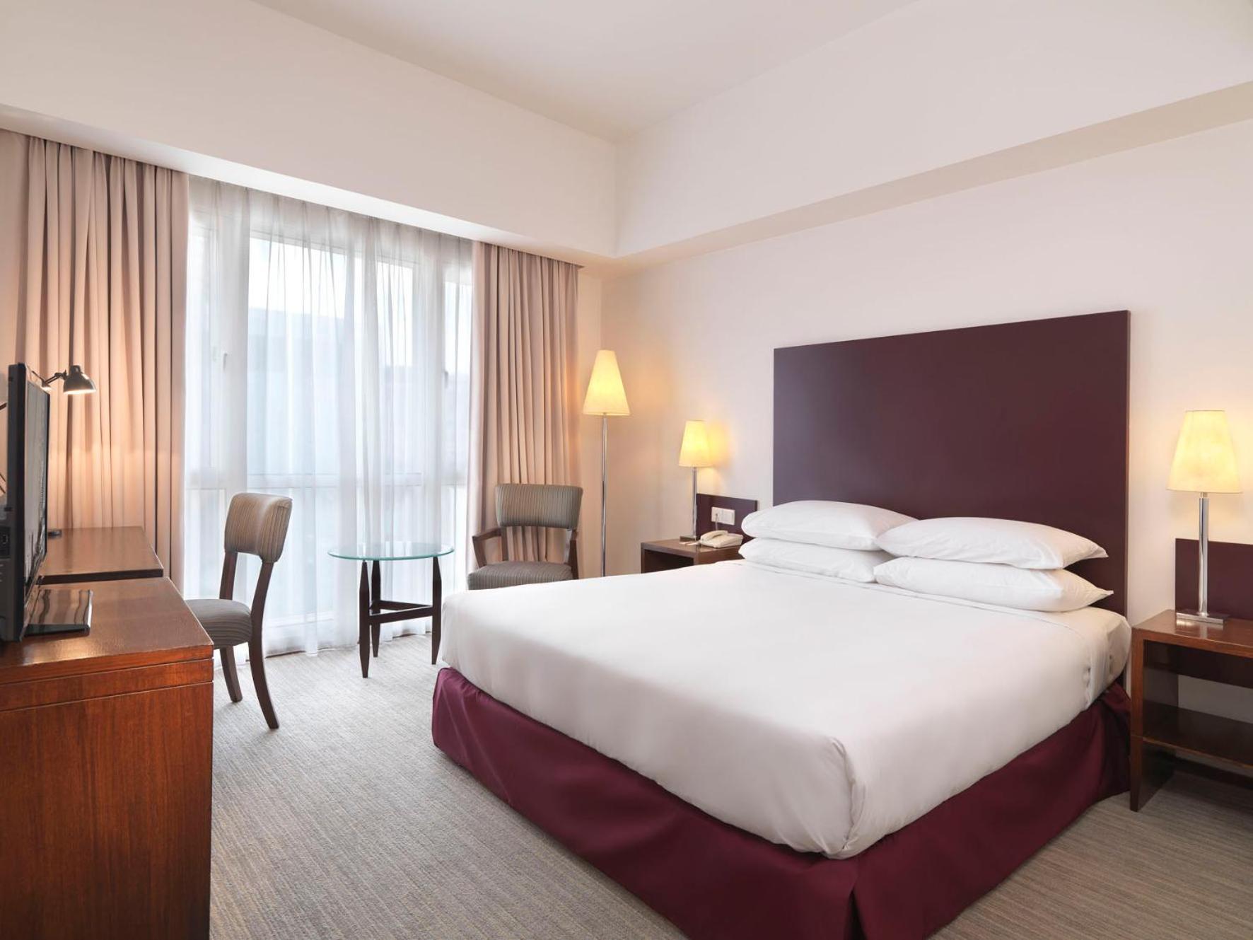 Deluxe Double Room,51763016:JPEG